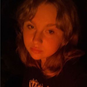 Meet your Posher, Harlow